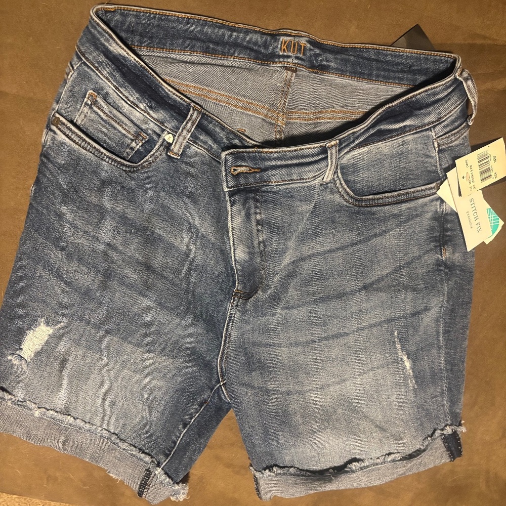 Kut from the Kloth Lonnie Cuffed Boyfriend Shorts